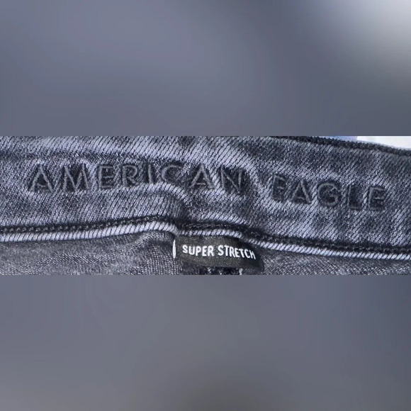 American Eagle Super Stretch Super Hi-Rise Jegging - Picture 8 of 10